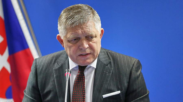 Фицо раскритиковал Украину за жалобу о нехватке средств
Фицо раскритиковал Украину за жалобу о нехватке средств